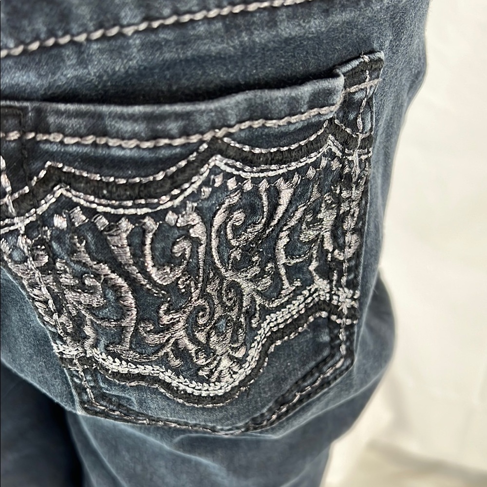 Maurices Dark Blue Denim Jeans - Picture 5 of 11